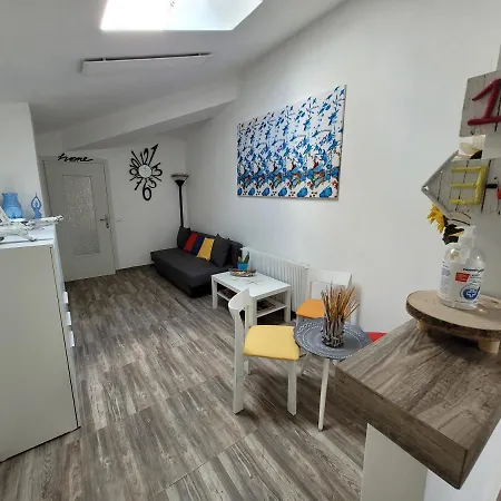 Апартаменты Sonia & *