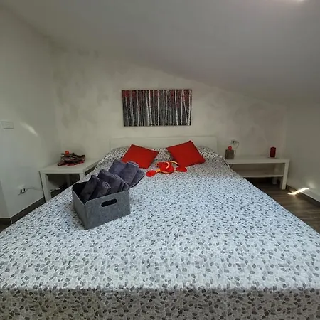 Апартаменты Sonia & *