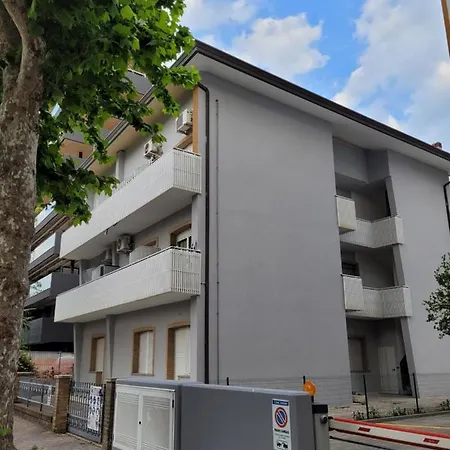 Sonia & アパート リニャーノ・サッビアドーロ